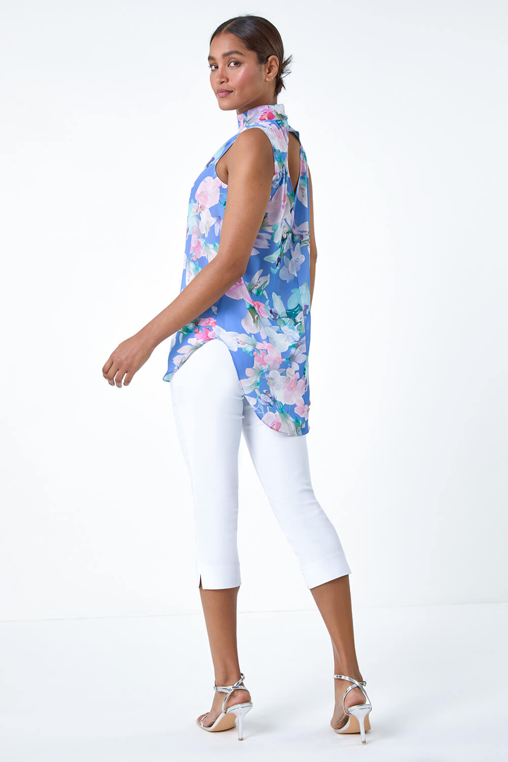 Light Blue  Floral Print High Neck Sleeveless Top, Image 3 of 5