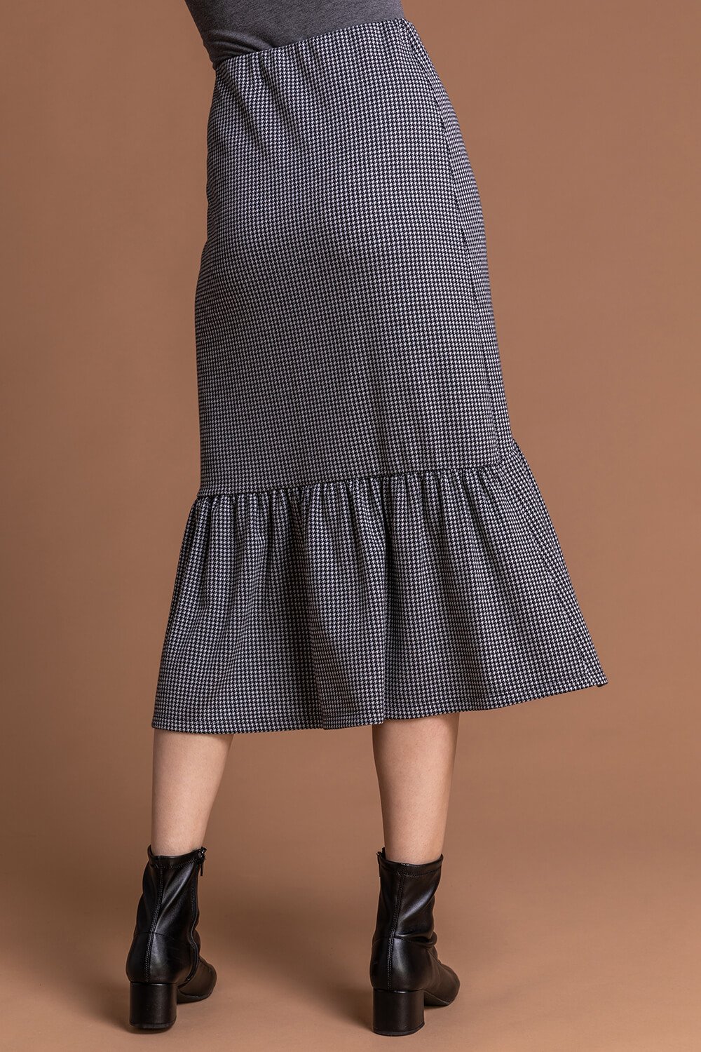 Grey Houndstooth Tiered Midi Skirt | Roman UK