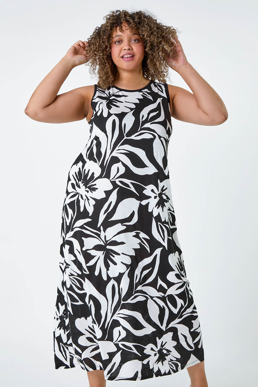 Black Curve Floral Print Stretch Maxi Dress, Image 2 of 5