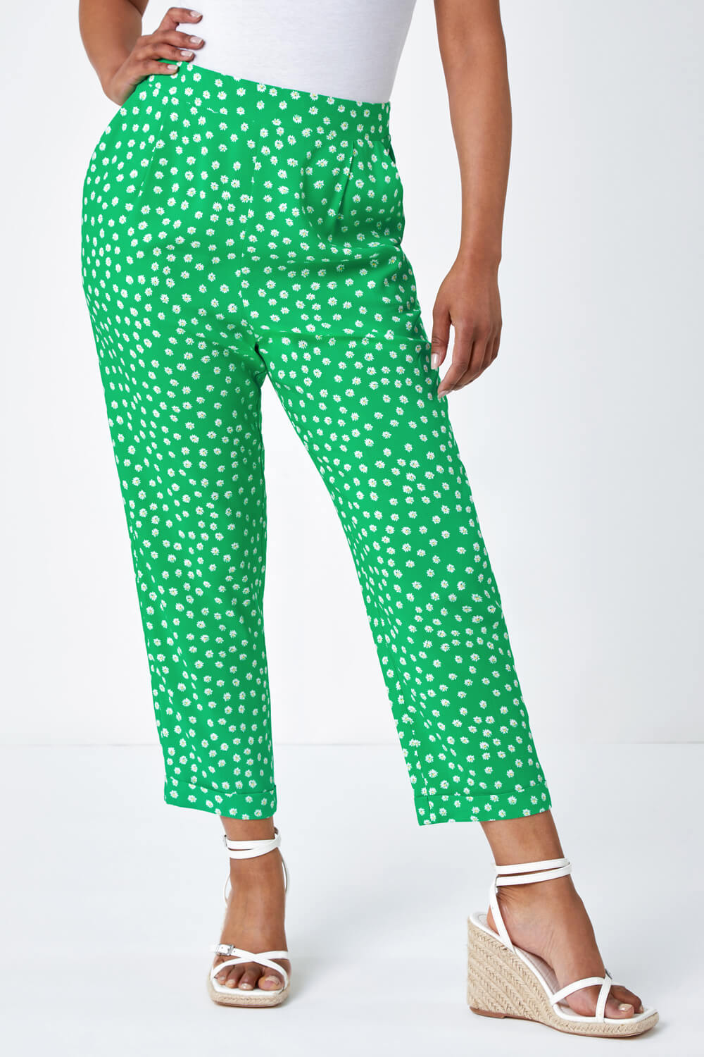 Green Petite Floral Tapered Stretch Trouser | Roman UK