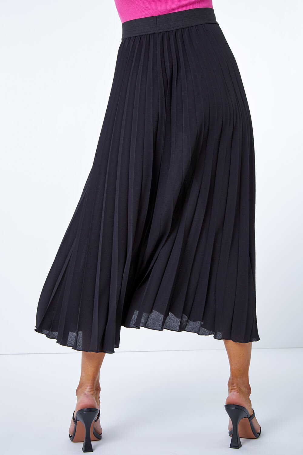 Petite Pleated Maxi Skirt in Black - Roman Originals UK
