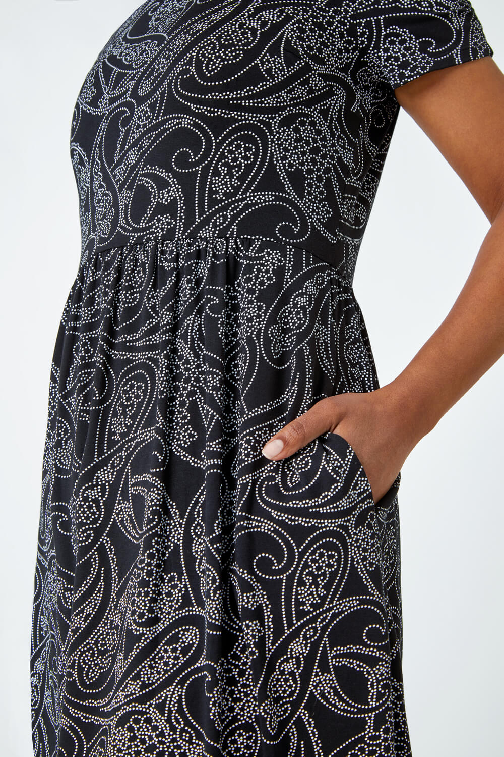 Black Petite Floral Stretch Pocket Dress, Image 5 of 5