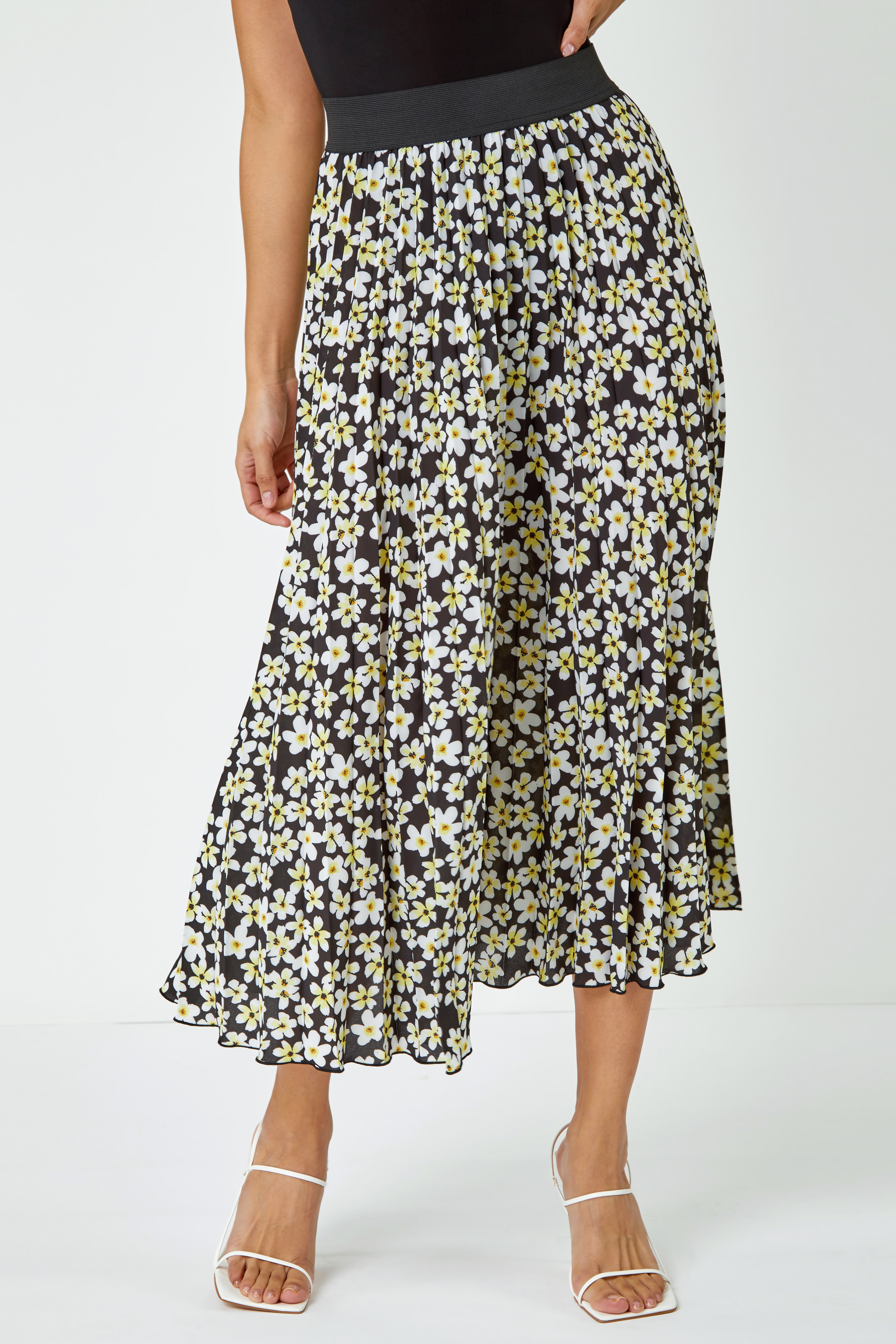 Black Daisy Floral Print Pleated Skirt, Image 2 of 5