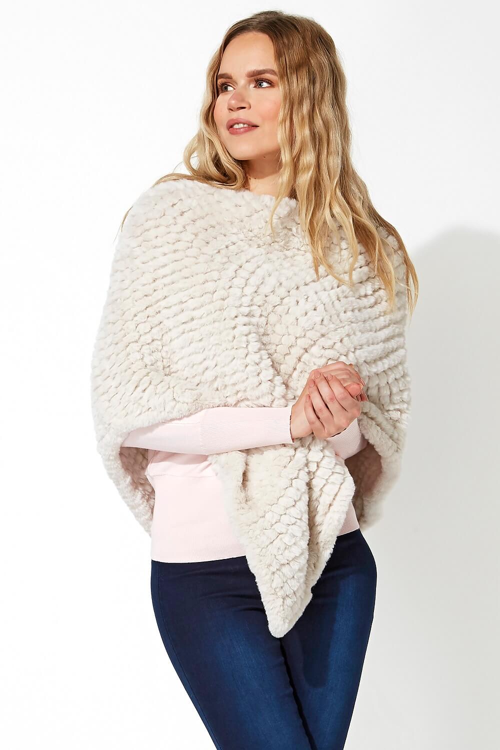 Luxury Ivory One Size Faux Fur Cosy Poncho, Image 4 of 5
