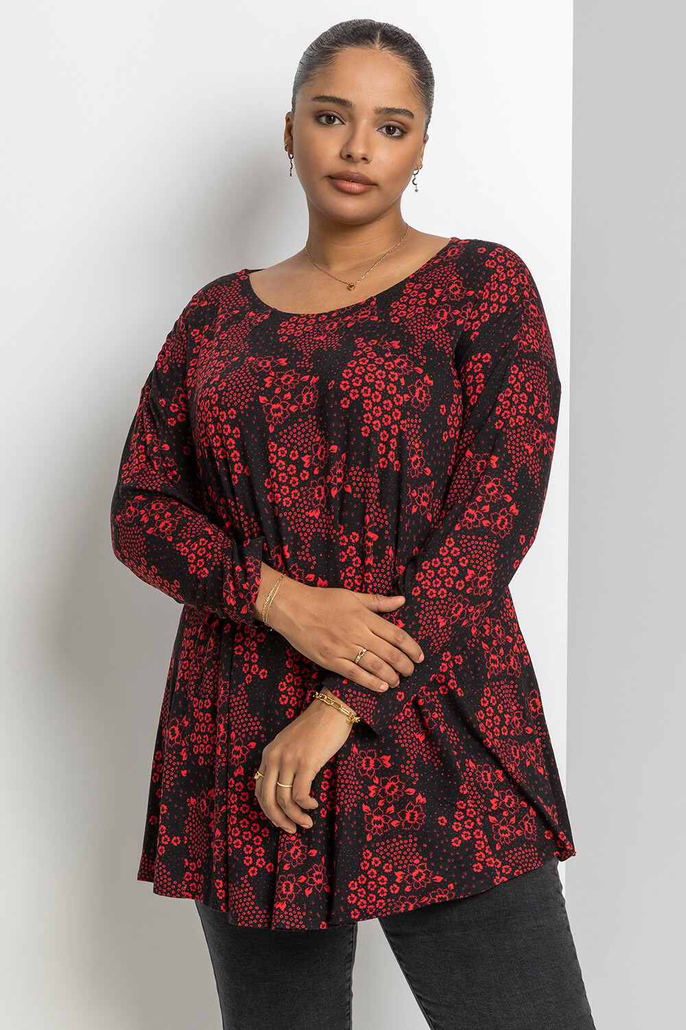Curve Ditsy Floral Jersey Top in Red - Roman Originals UK