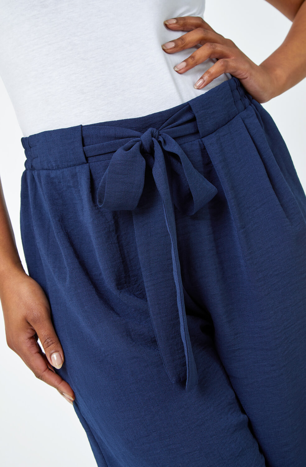 Navy  Petite Wide Leg Belted Trouser, Image 5 of 5