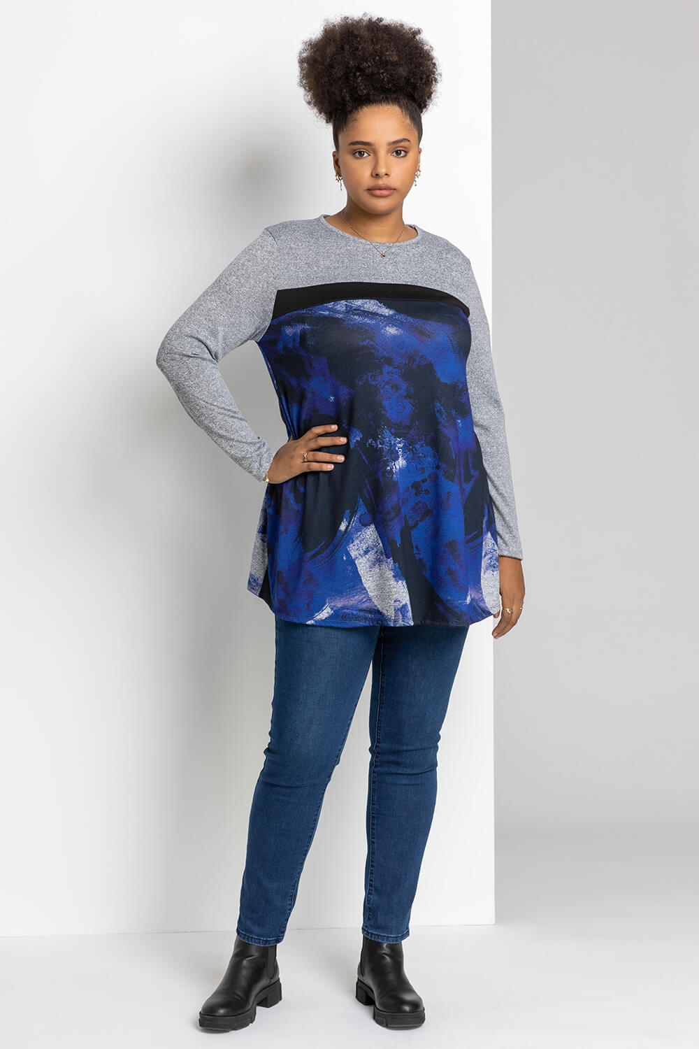 Royal Blue Curve Abstract Print Contrast Top, Image 3 of 5