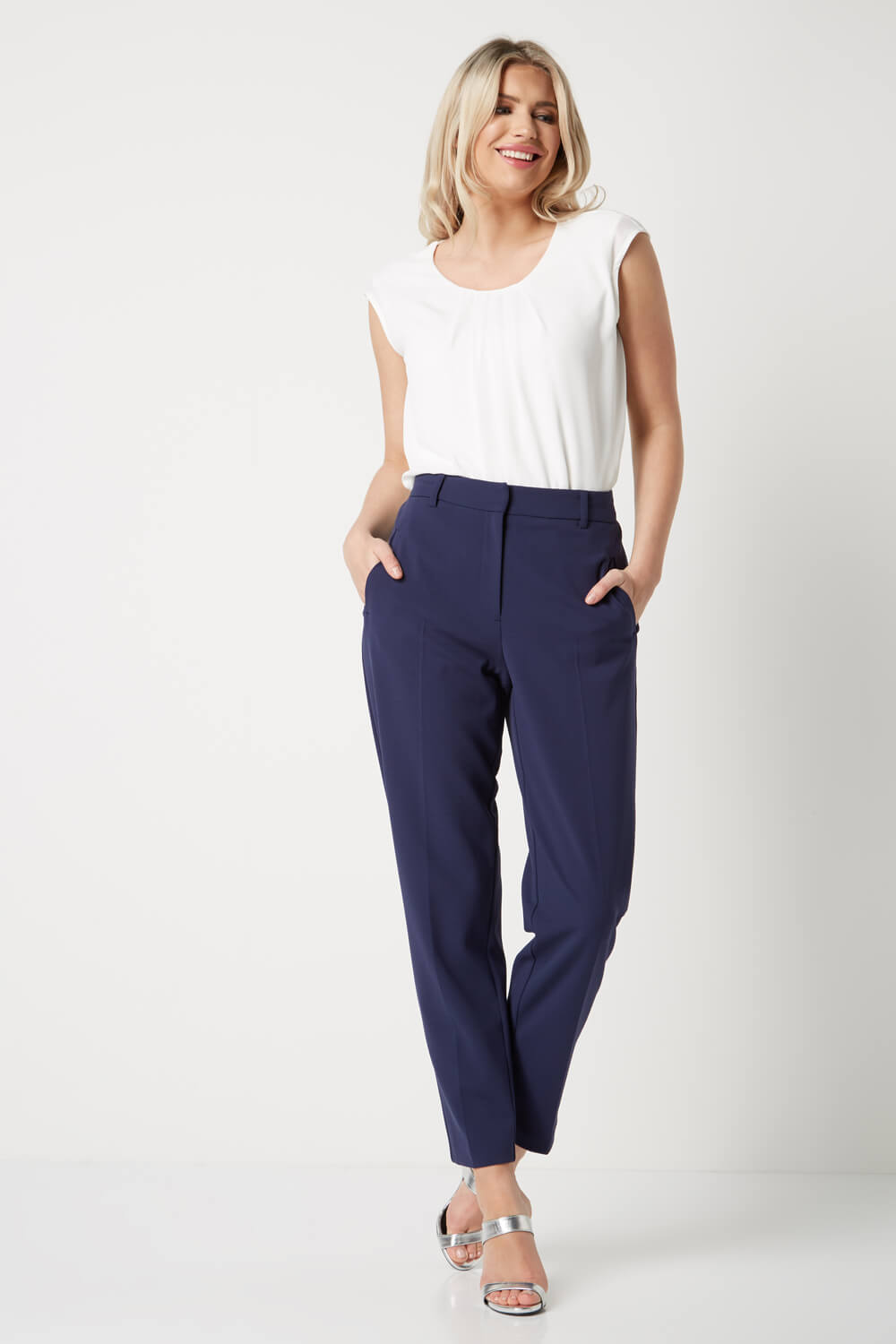 Tailored Pleated Trouser