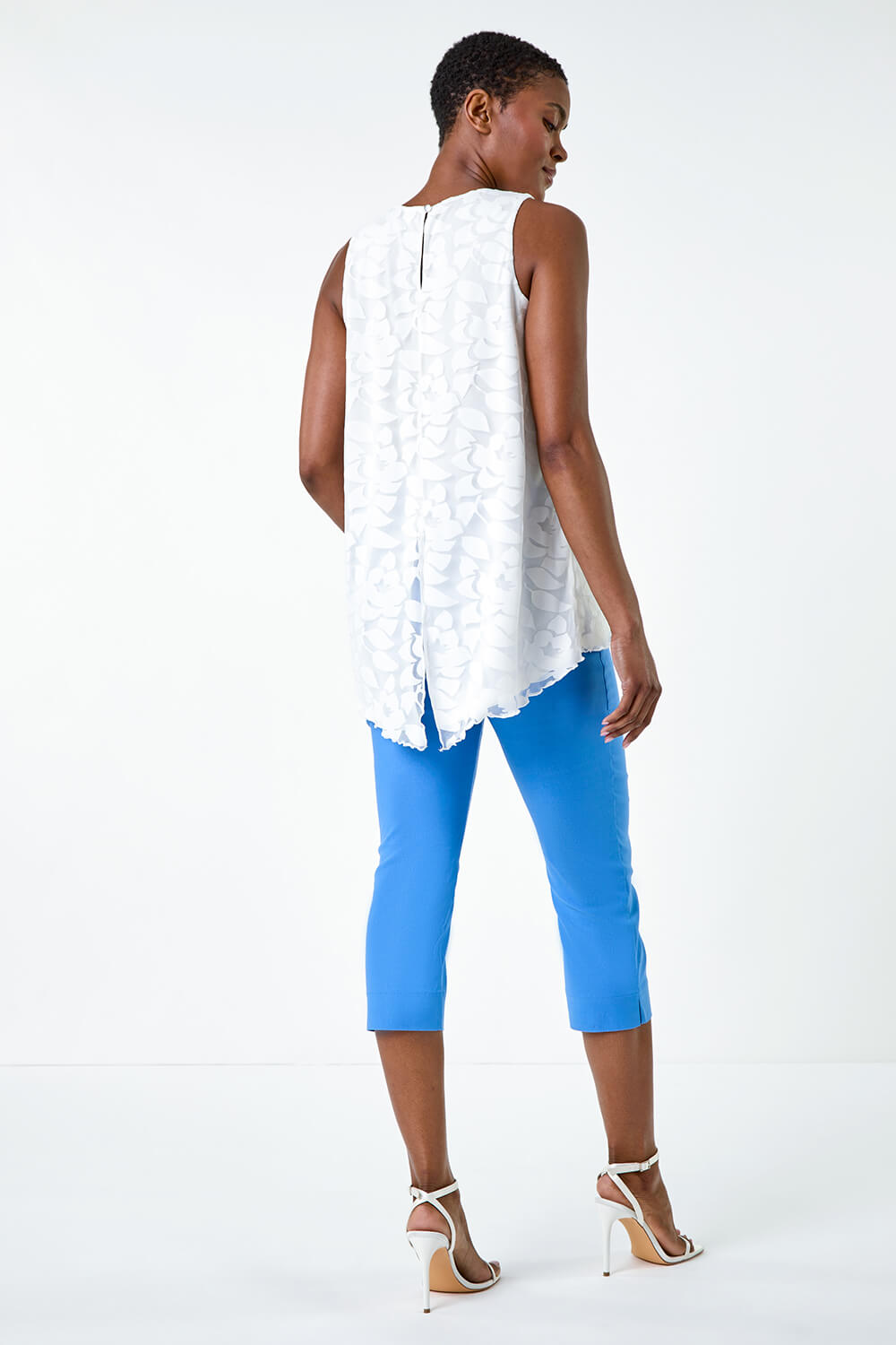 Ivory  Sleeveless Textured Floral Print Top, Image 3 of 5