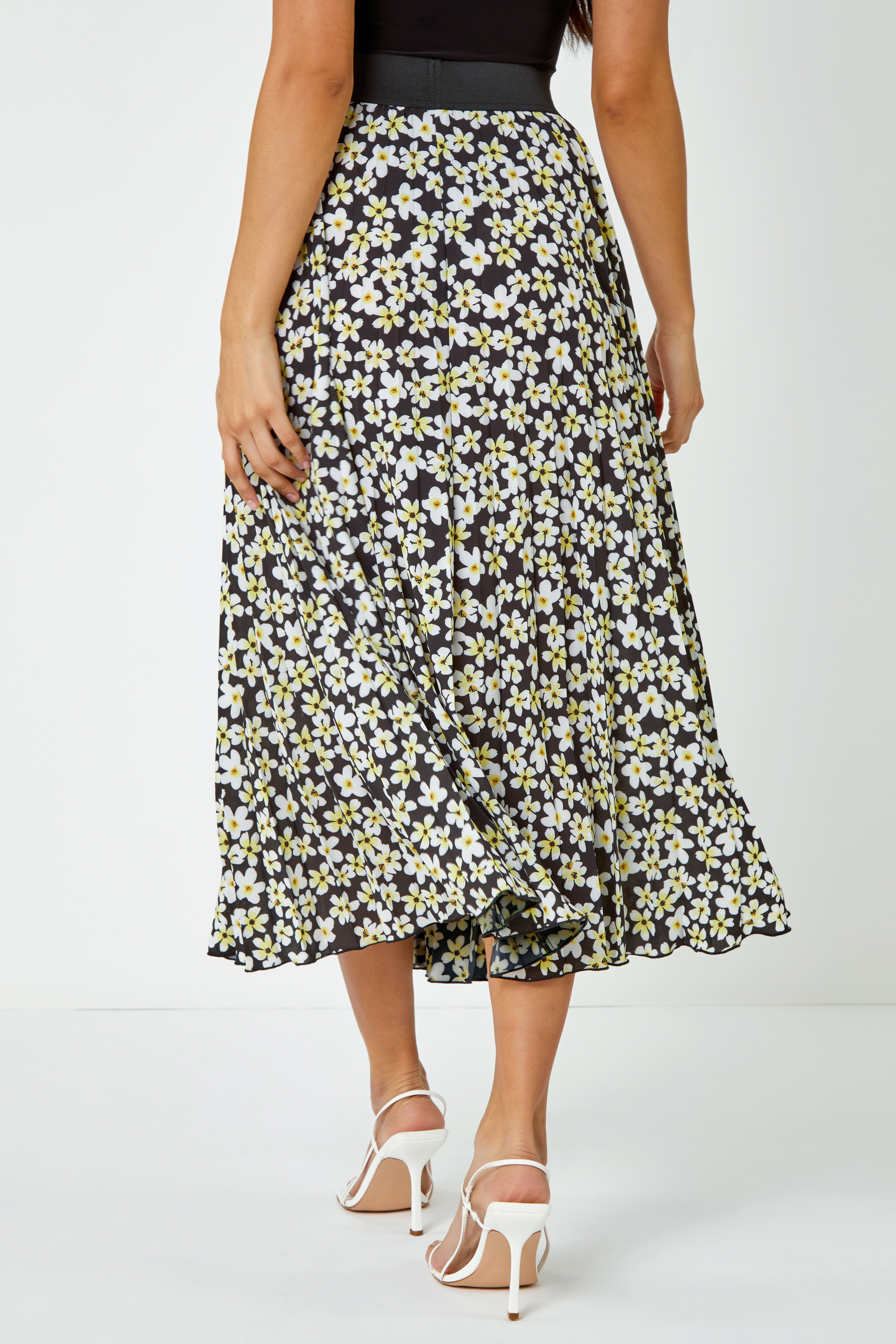 Black Daisy Floral Print Pleated Skirt, Image 3 of 5
