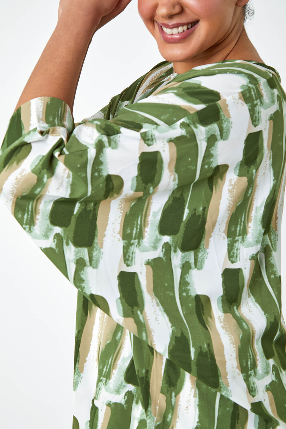 Green Curve Dipped Hem Abstract Print Top, Image 5 of 5