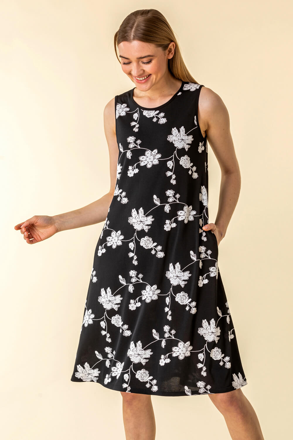 Monochrome Floral Pocket Dress