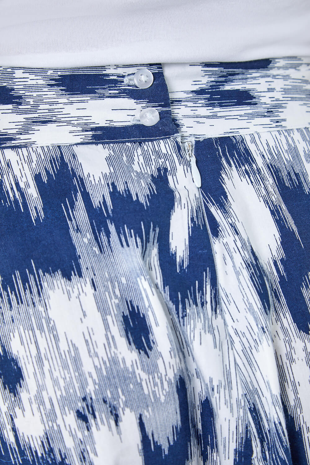Navy  Petite Abstract Print Cotton Pocket Skirt, Image 5 of 5