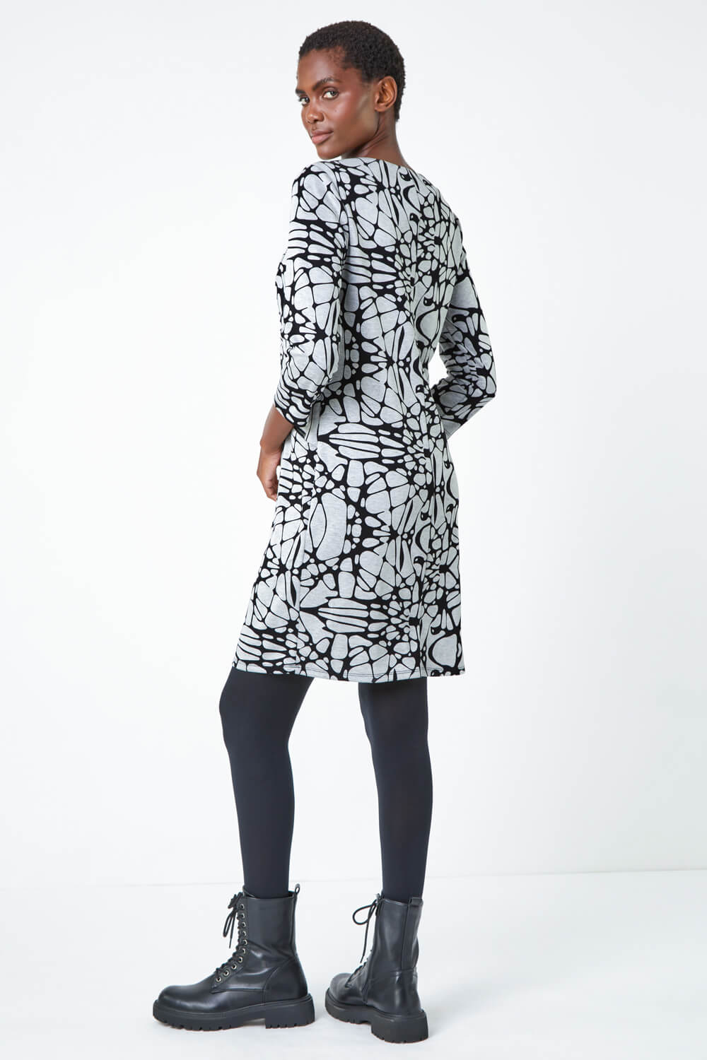 Grey Linear Print Shift Dress, Image 3 of 5