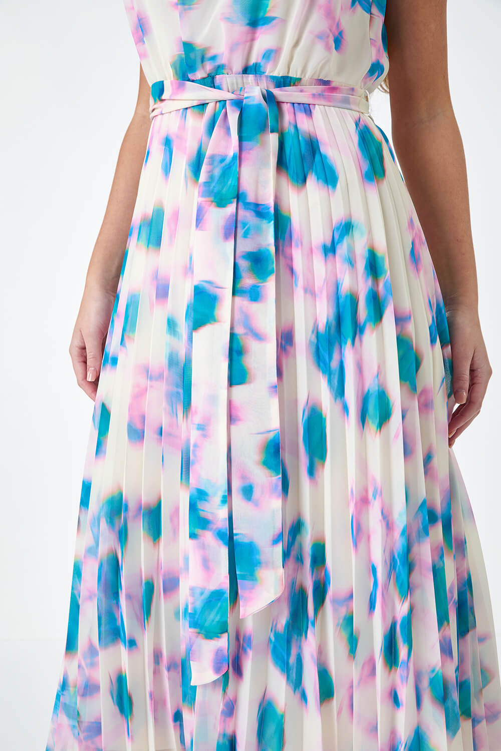 Ivory  Petite Abstract Print Pleated Midi Dress, Image 5 of 5