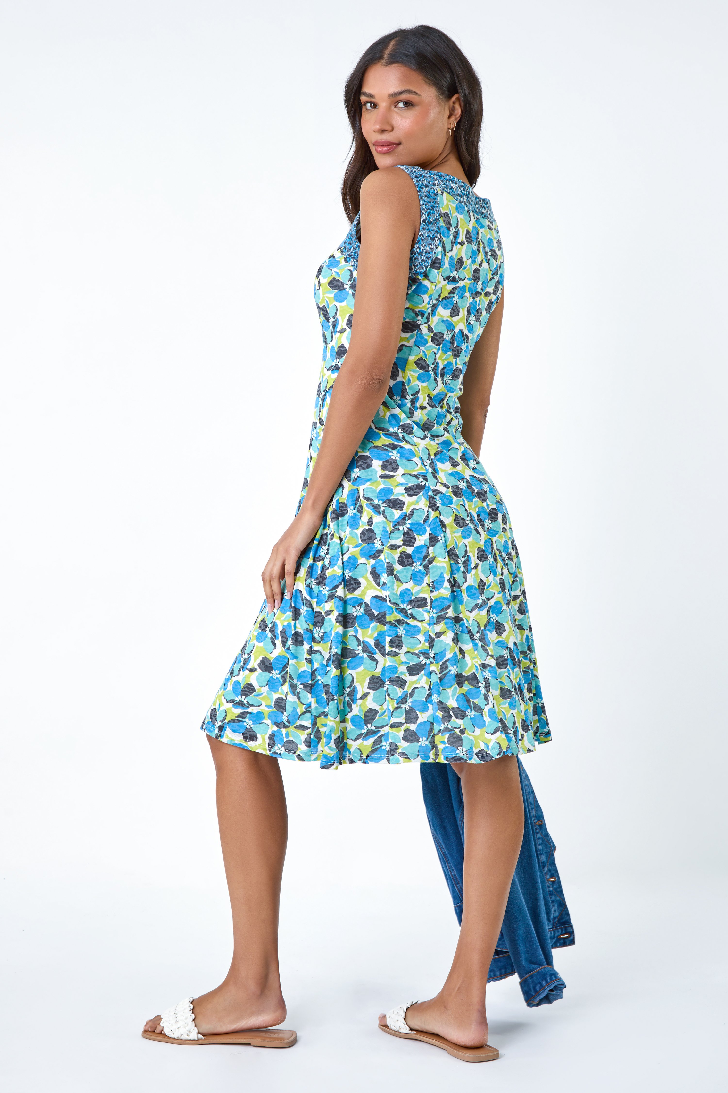 Blue Sleeveless Contrast Floral Print Dress, Image 3 of 5