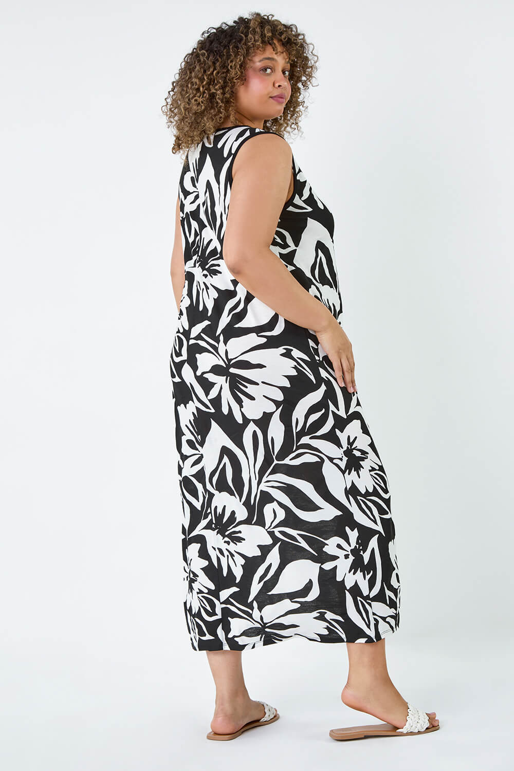 Black Curve Floral Print Stretch Maxi Dress, Image 3 of 5