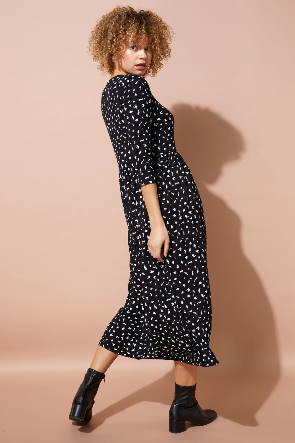 Black Abstract Spot Tiered Midi Dress, Image 3 of 4