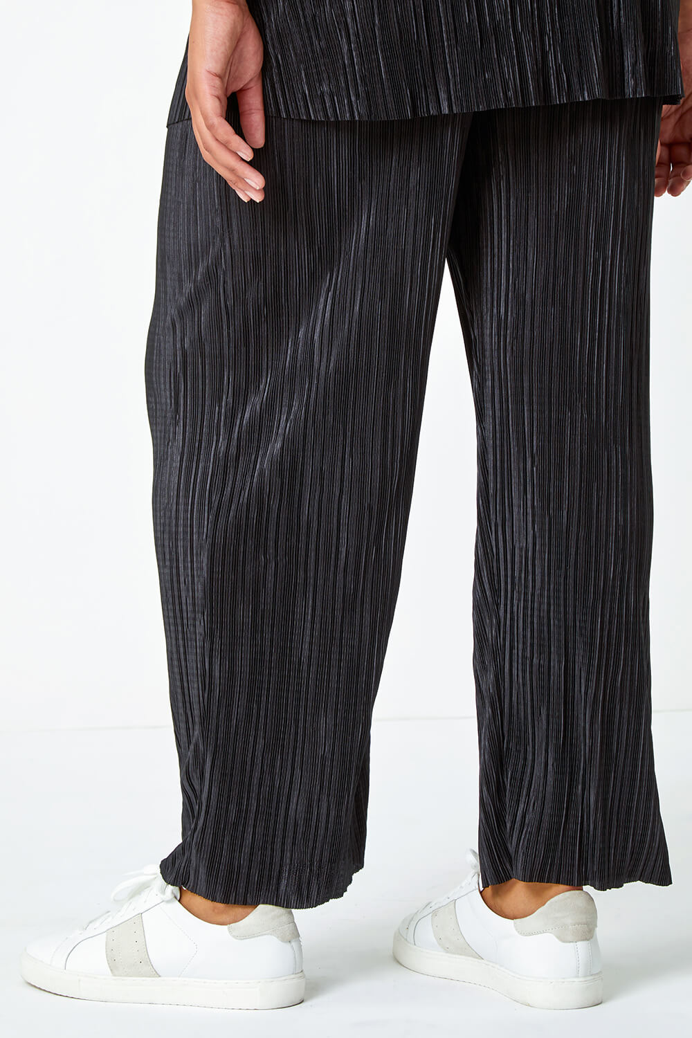 Black Curve Plisse Wide Leg Stretch Trousers, Image 3 of 7