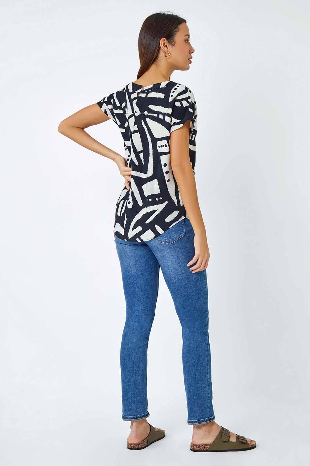 Black Contrast Abstract Print Top, Image 3 of 5