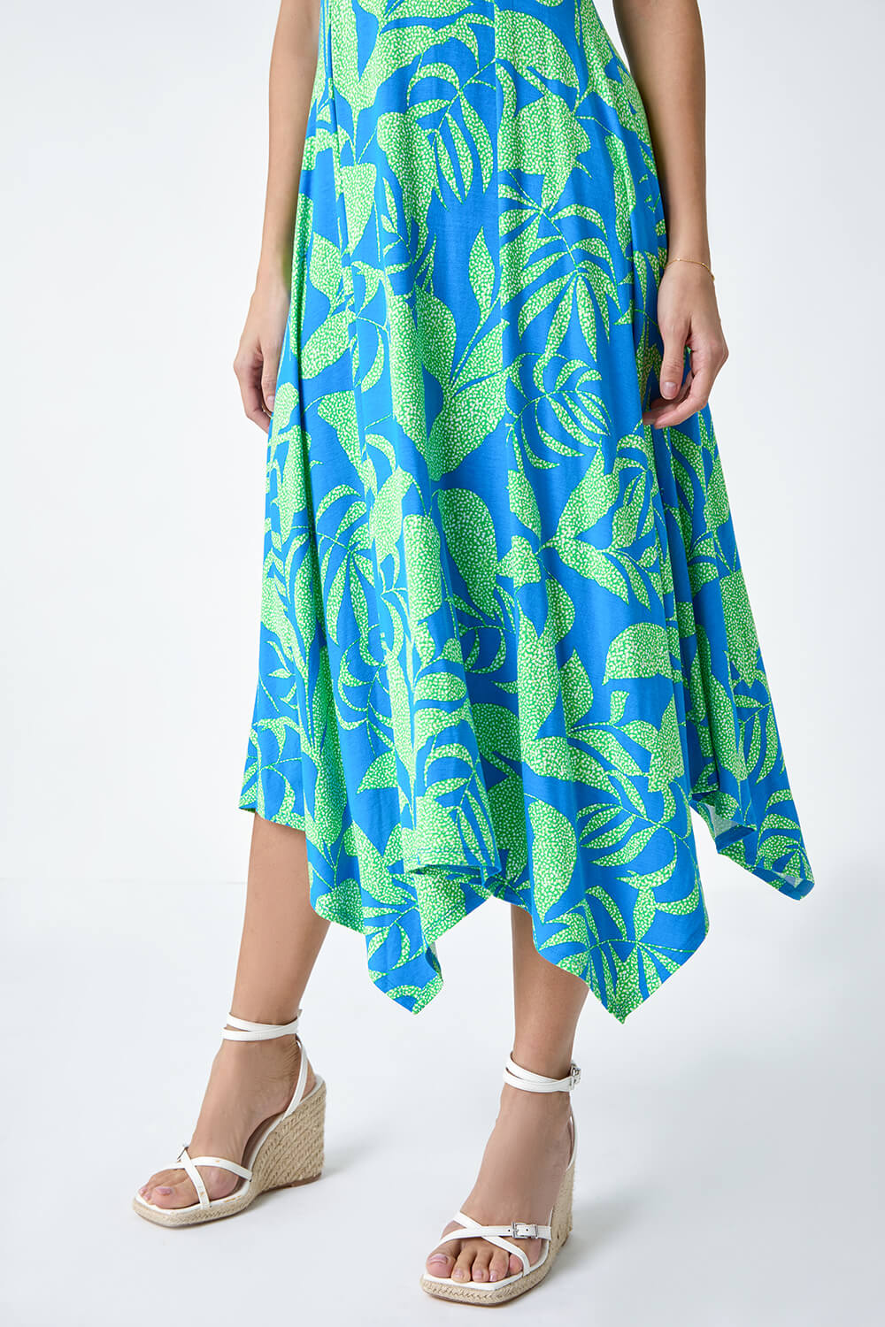 Turquoise Tropical Print Pleated Maxi Stretch Dress, Image 5 of 5