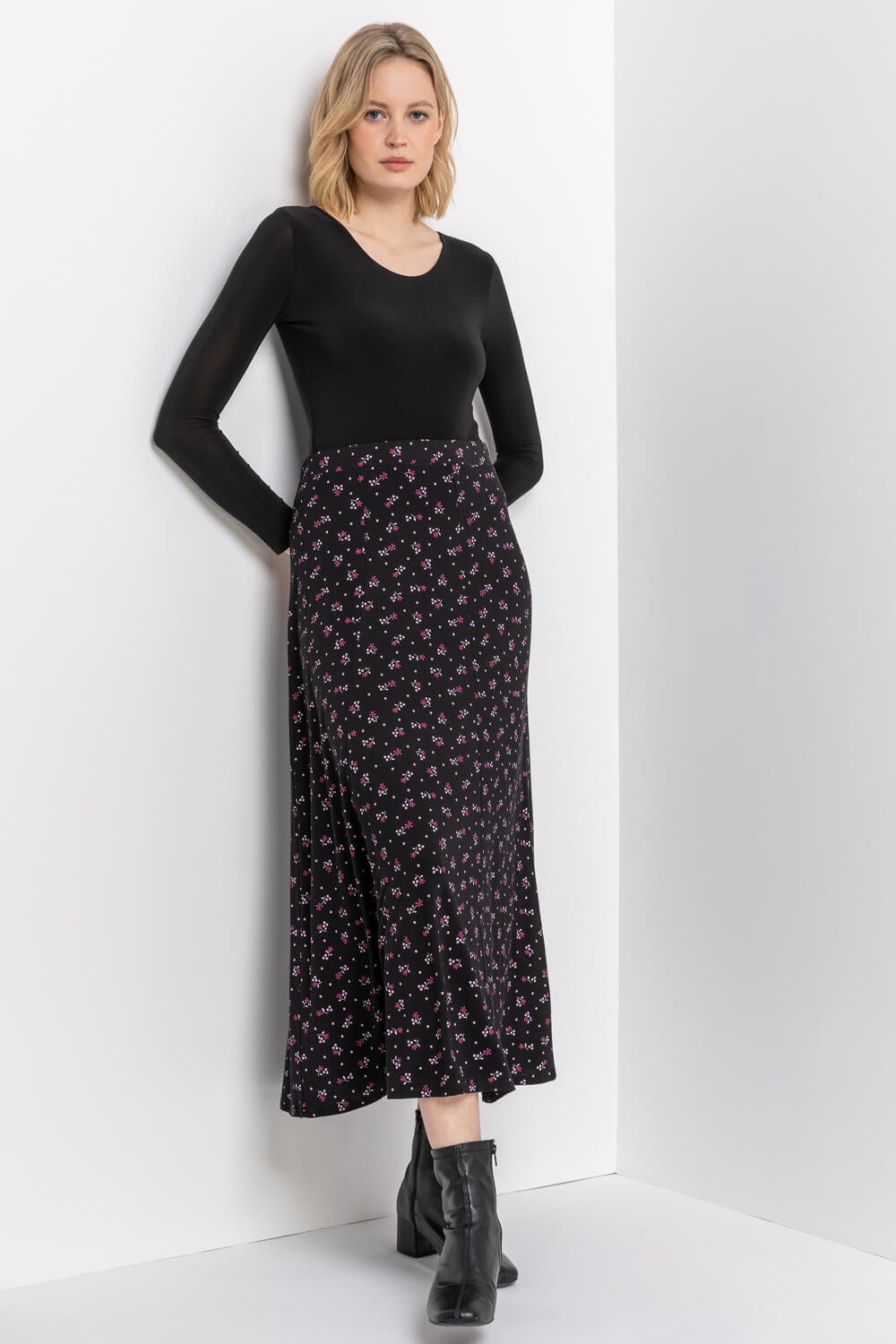 Black Floral Print Jersey Midi Skirt, Image 4 of 5