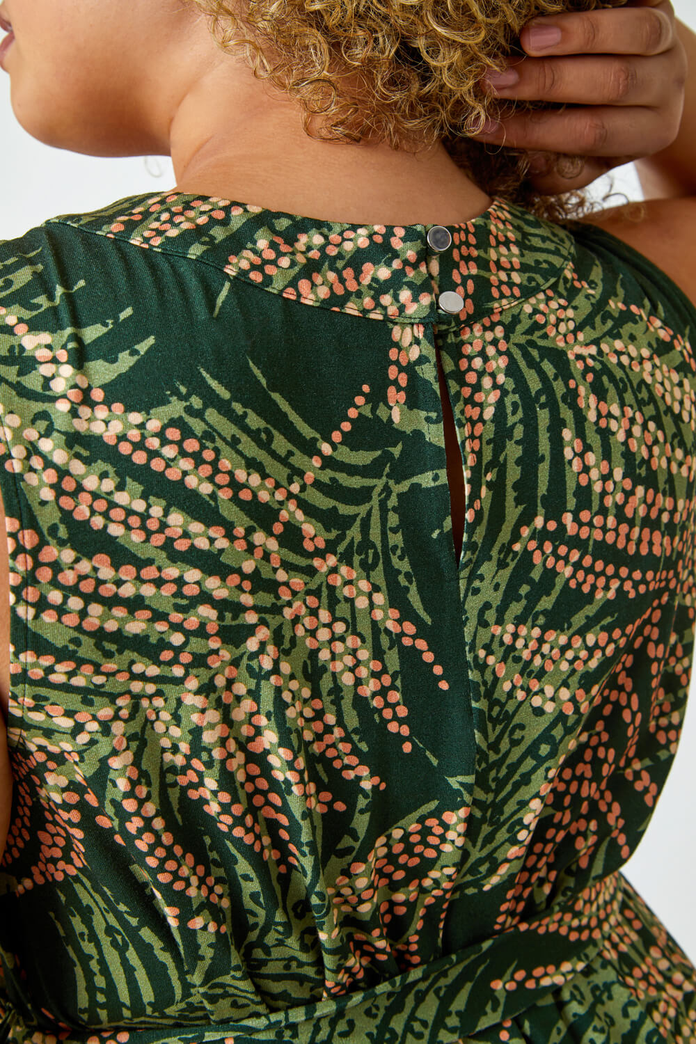 KHAKI Curve Leaf Print Tie Detail Dress, Image 5 of 5