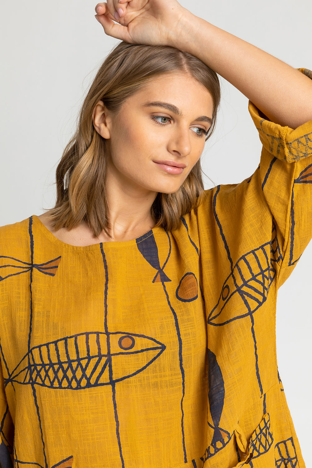 Amber Abstract Stripe Pocket Detail Top, Image 4 of 4
