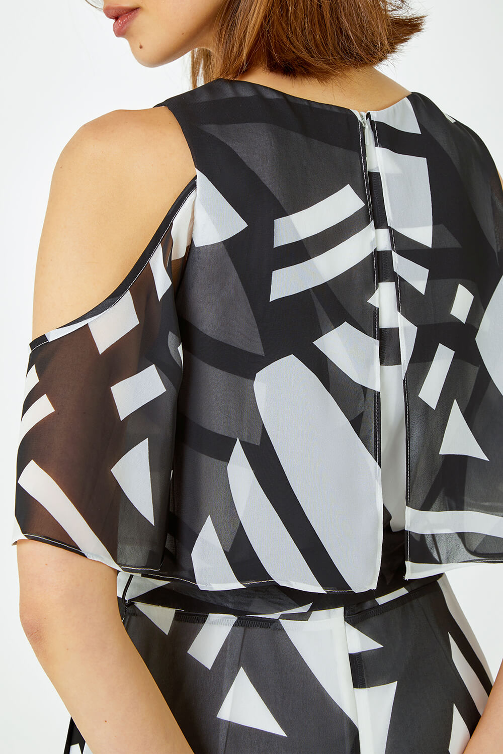 Ivory  Geometric Overlay Cold Shoulder Maxi Dress, Image 5 of 5