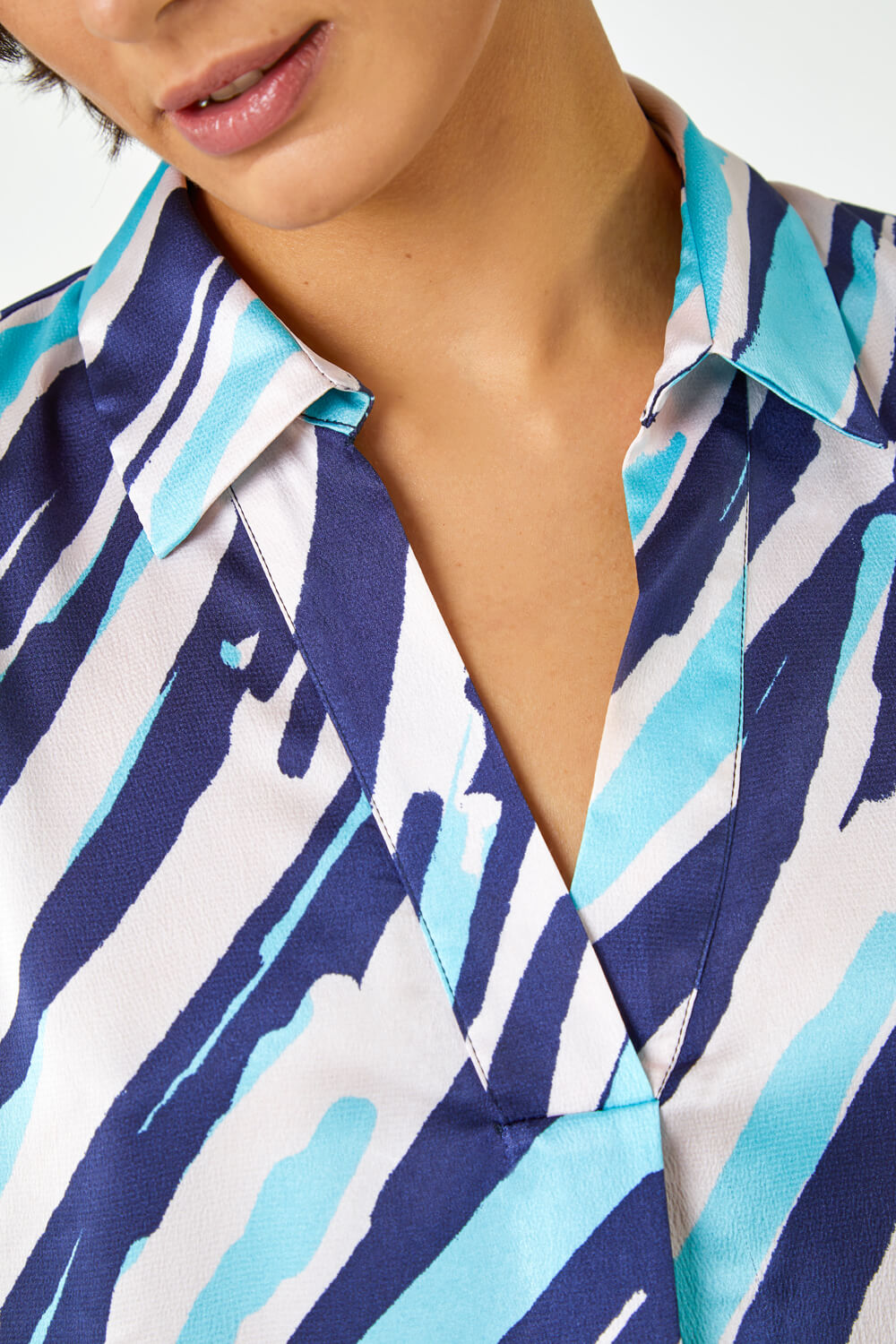Navy  Abstract Print Collared Overshirt, Image 5 of 5