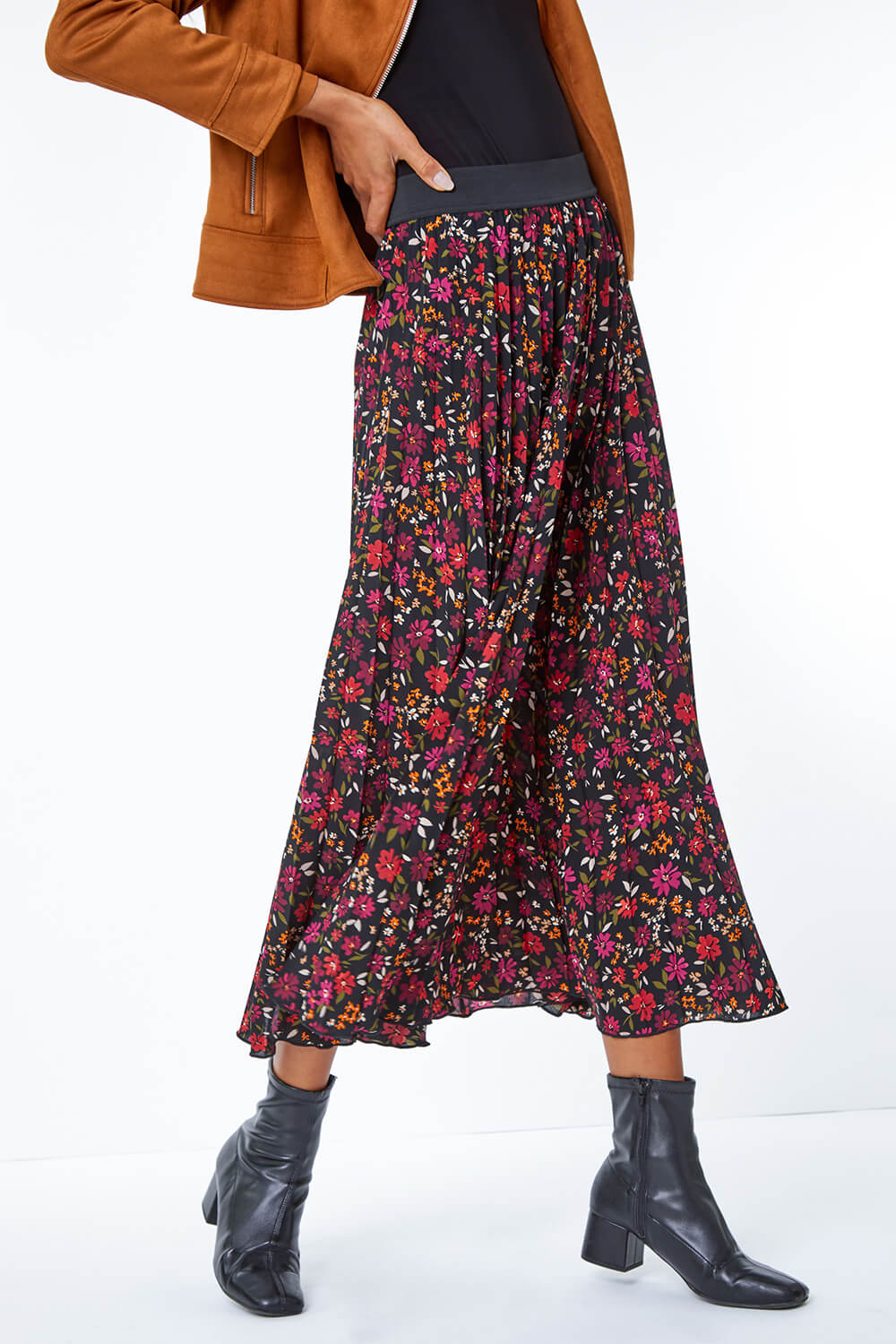 Floral Print Pleated Midi Skirt in Black - Roman Originals UK