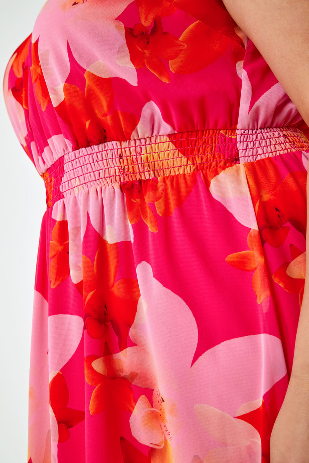 PINK Curve Floral Shirred Maxi Dress, Image 5 of 5