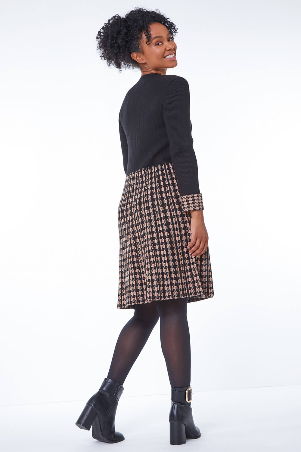 Black Petite Contrast Knitted Jumper Dress, Image 3 of 5