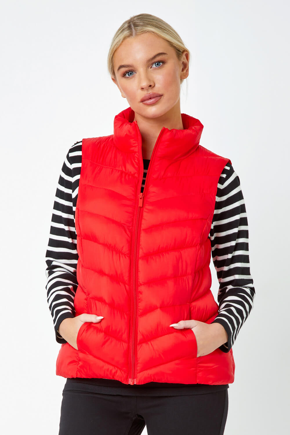 Red Petite Quilted Padded Gilet, Image 2 of 5