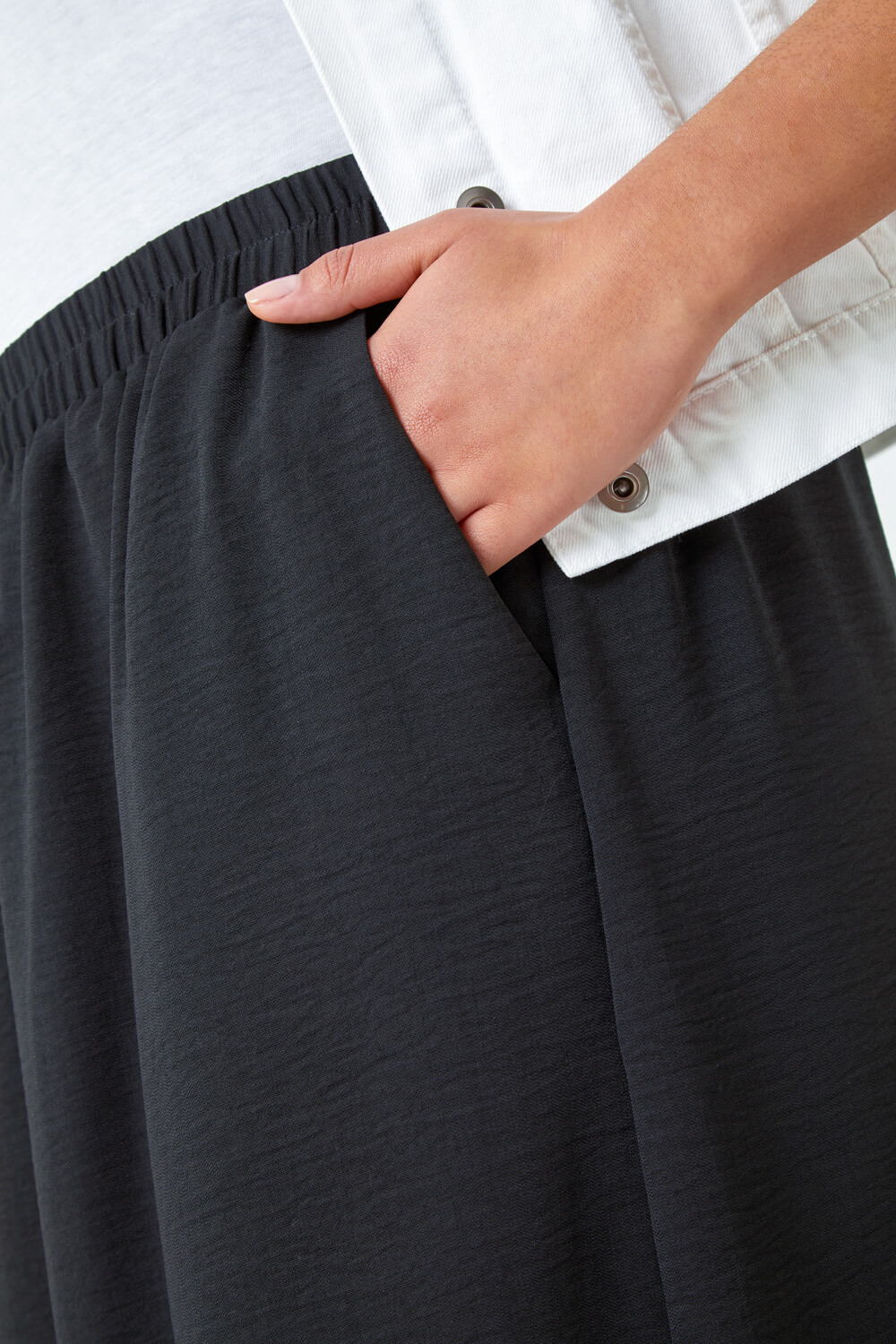 Black Curve Linen Look Midi Skirt, Image 5 of 5