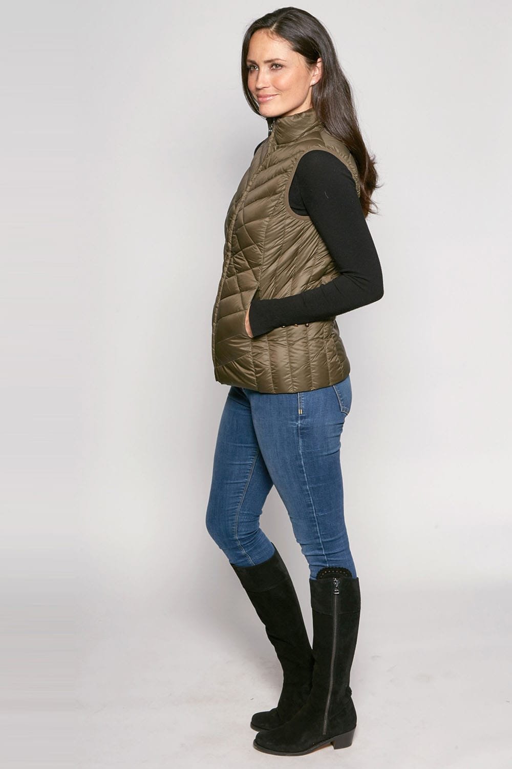 David Barry Quilted Down and Feather Padded Gilet in Olive Roman