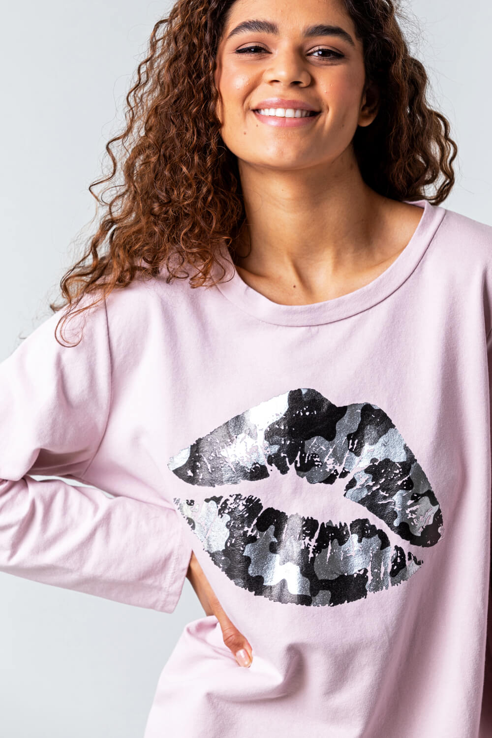Light Pink One Size Lip Print Lounge Top, Image 4 of 4