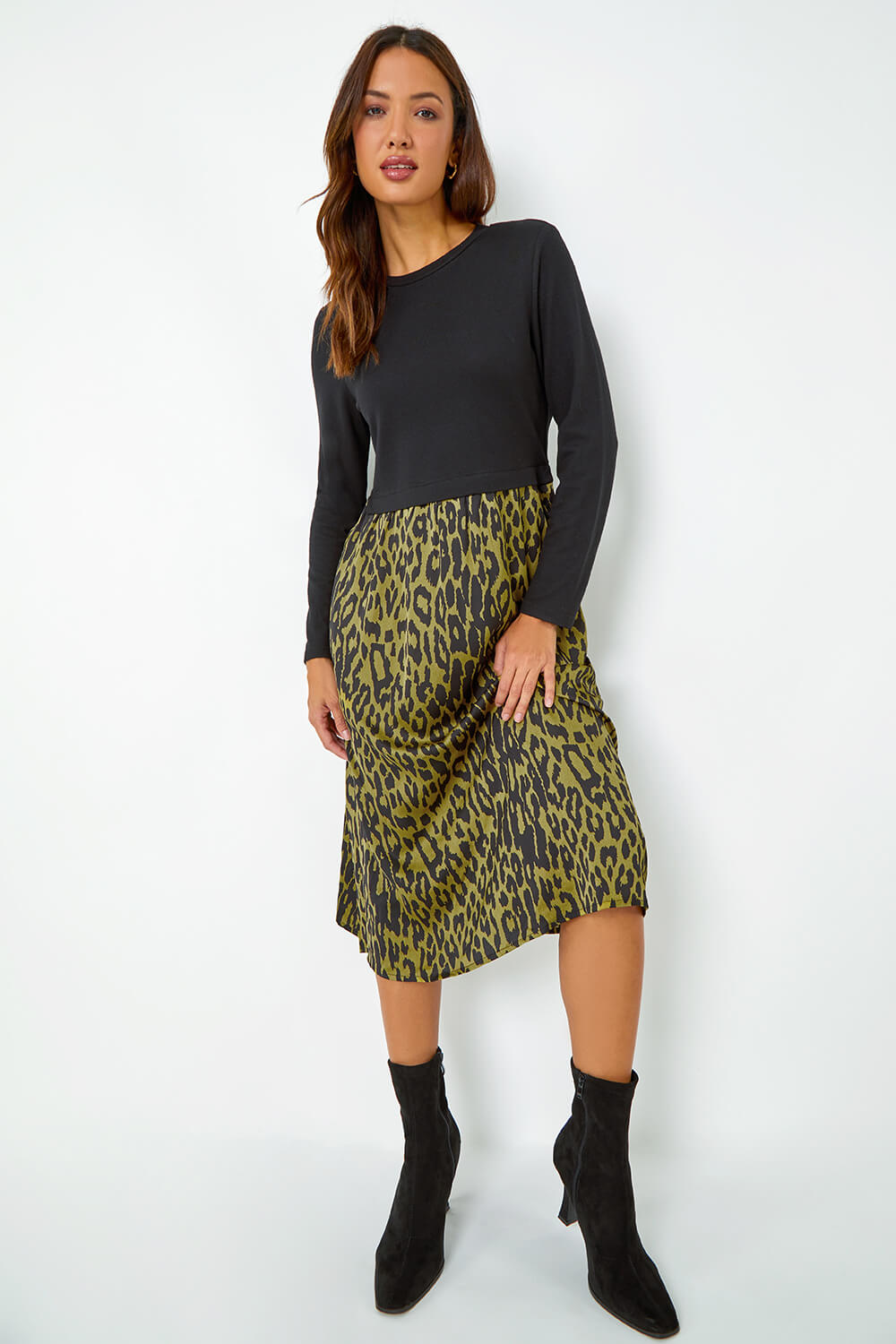 Contrast Leopard Print Pocket Knit Midi Dress