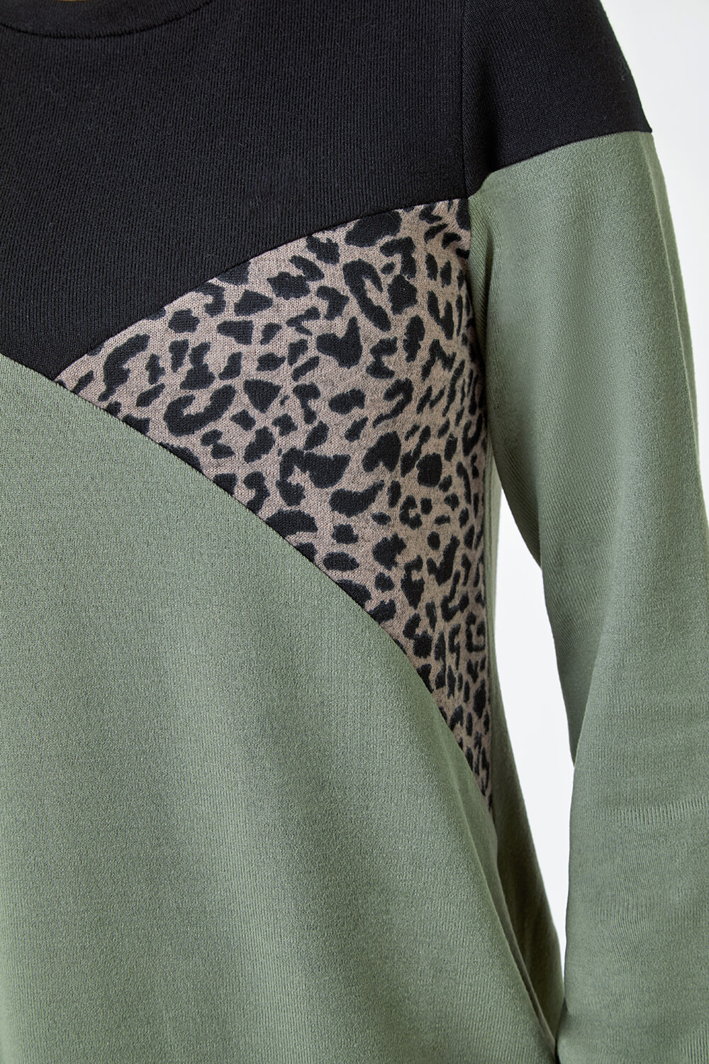 KHAKI Petite Leopard Print Colour Block Knit Dress, Image 5 of 5