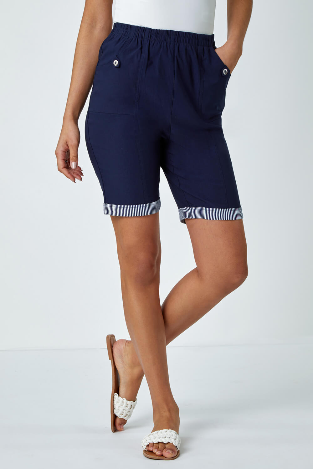 Navy  Contrast Detail Stretch Shorts, Image 4 of 5