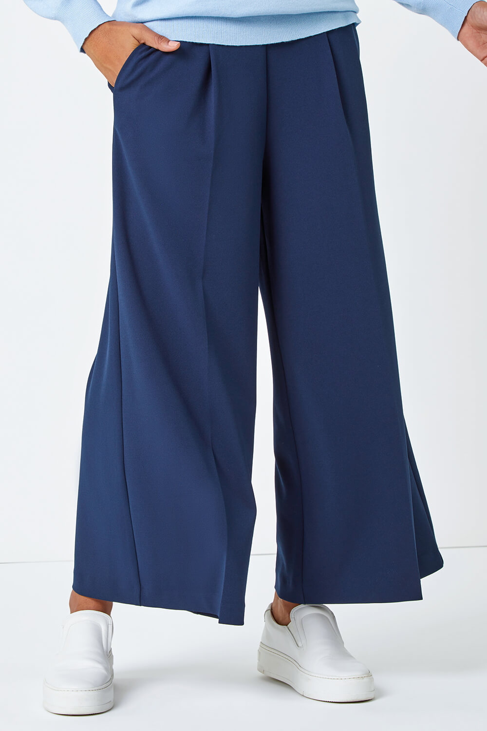 Navy  Wide Leg Stretch Culottes, Image 4 of 5